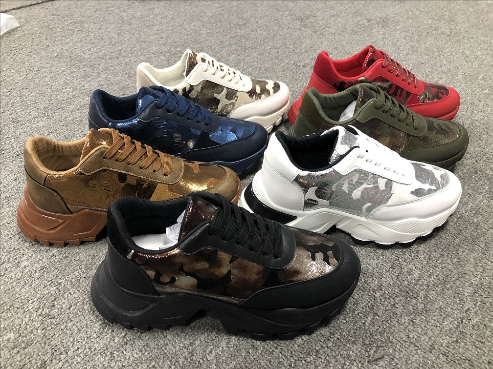 Injection Shoes---Lady Sneakers